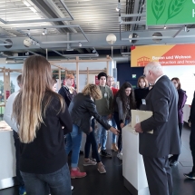 Interdisziplinäre Werksbesichtigung bei der BASF in Ludwigshafen (Foto: Dr. G. Hossmann)