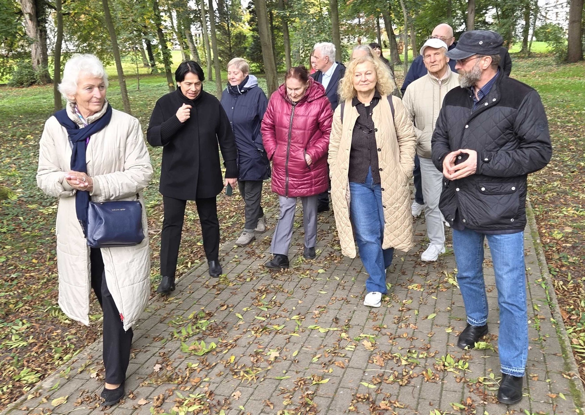 Knyga jungia lietuvius visame pasaulyje