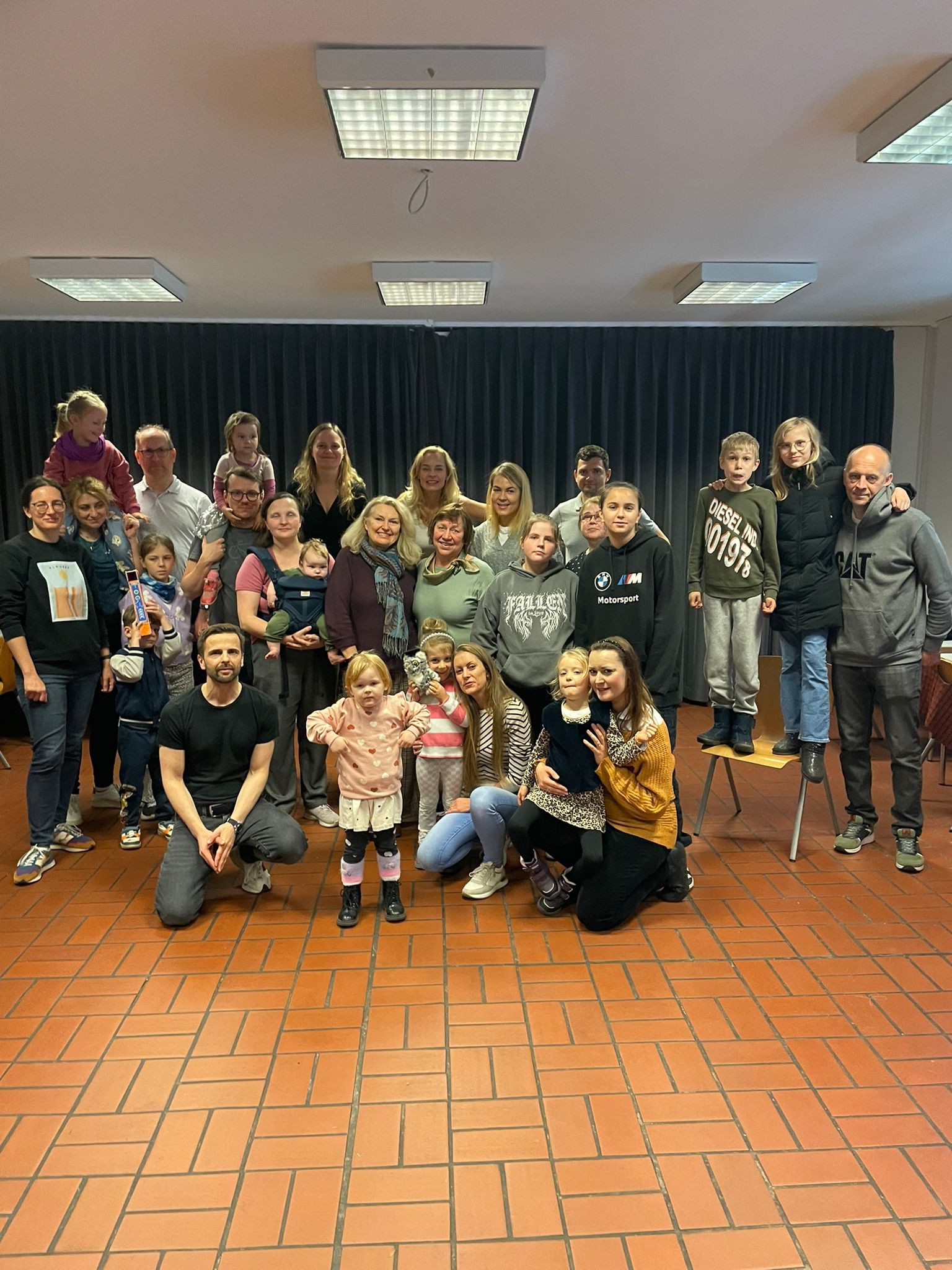 Pelėdžiukas Mokis tęsia savo kelionę: „Skrajojantis dienoraštis“ iškeliavo į Frankfurtą