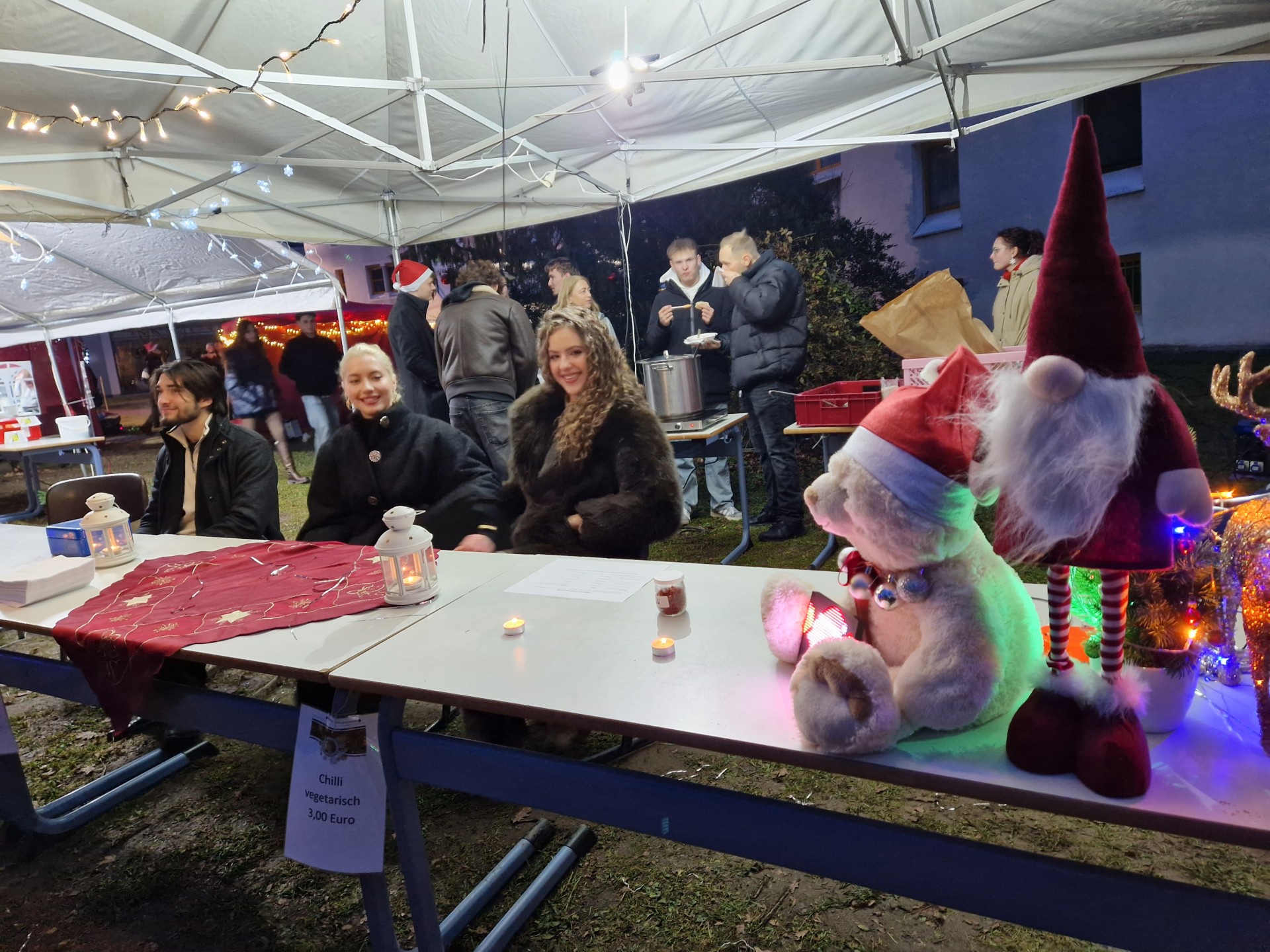 Kalėdų šventė po atviru dangumi