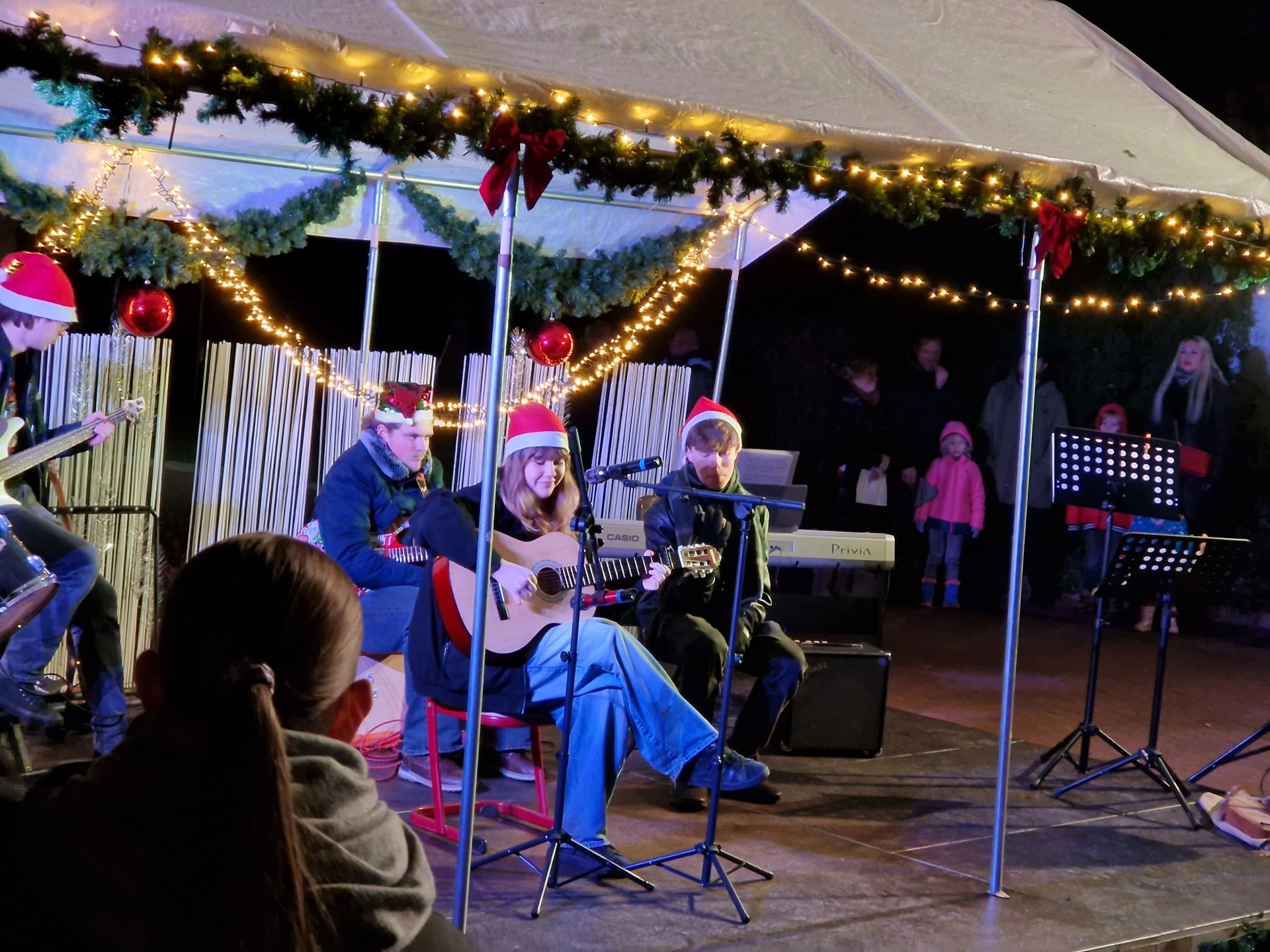 Kalėdų šventė po atviru dangumi