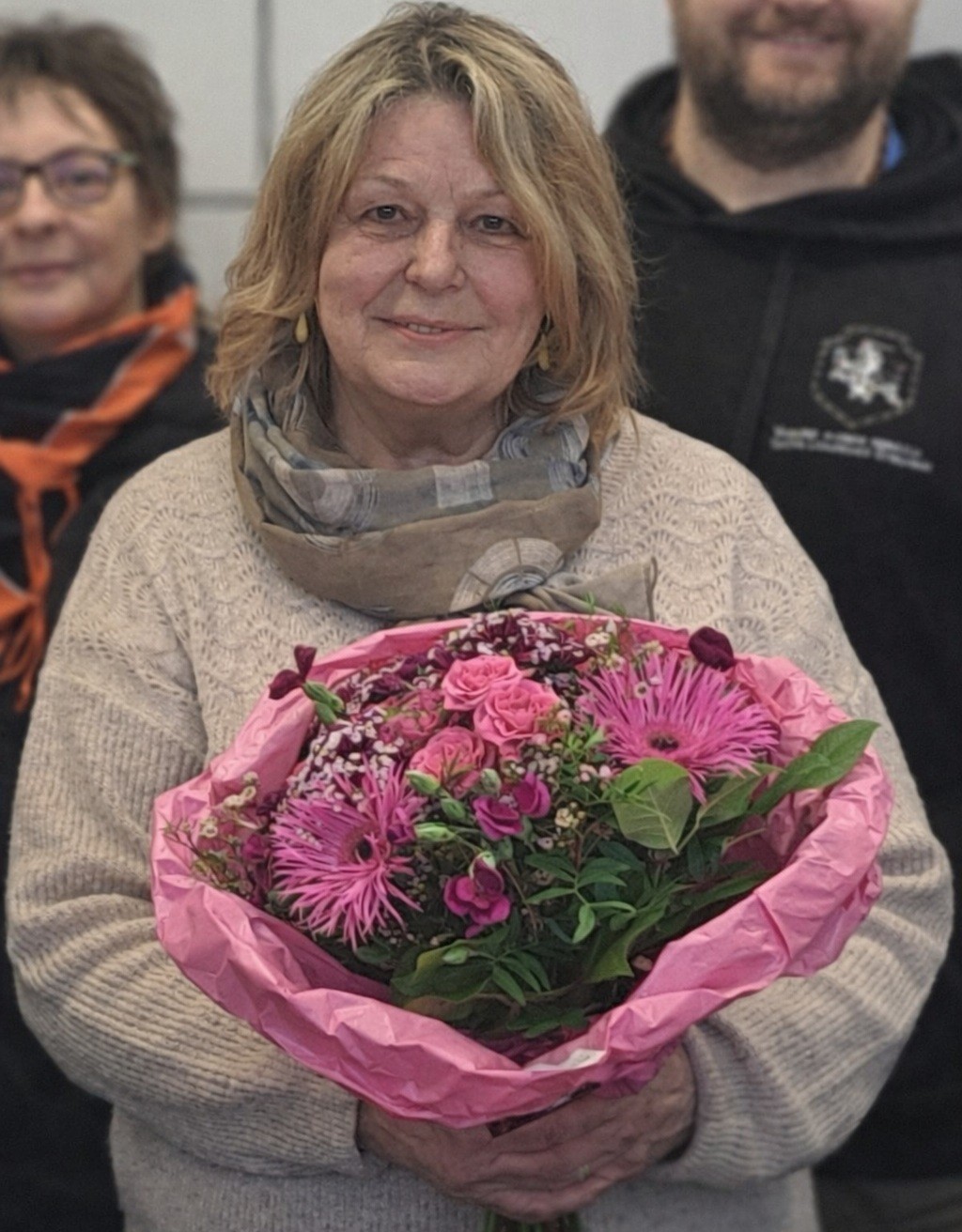 Nuoširdžiai sveikiname!