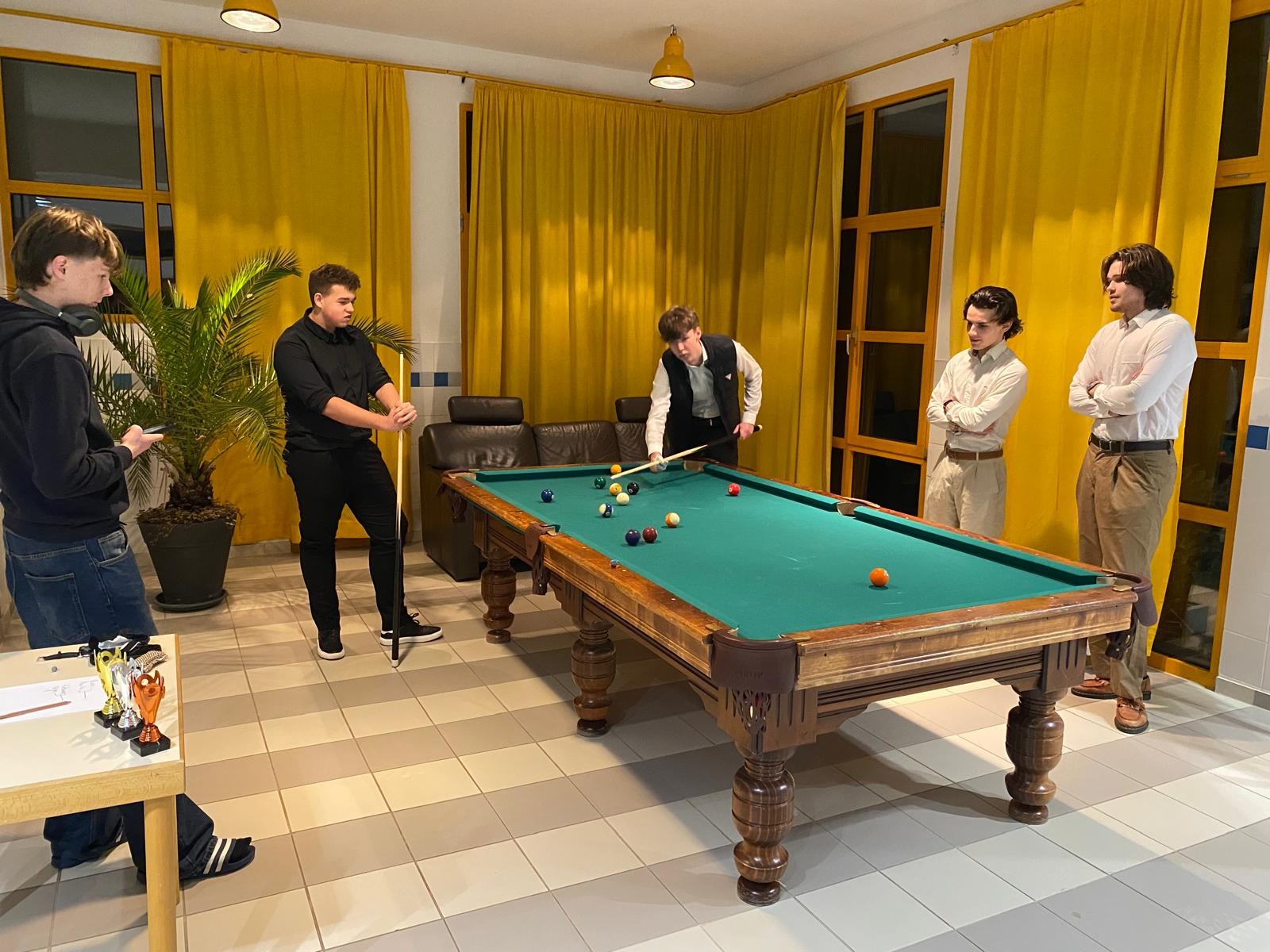 Biliardo turnyras ,,V–16“ taurei laimėti