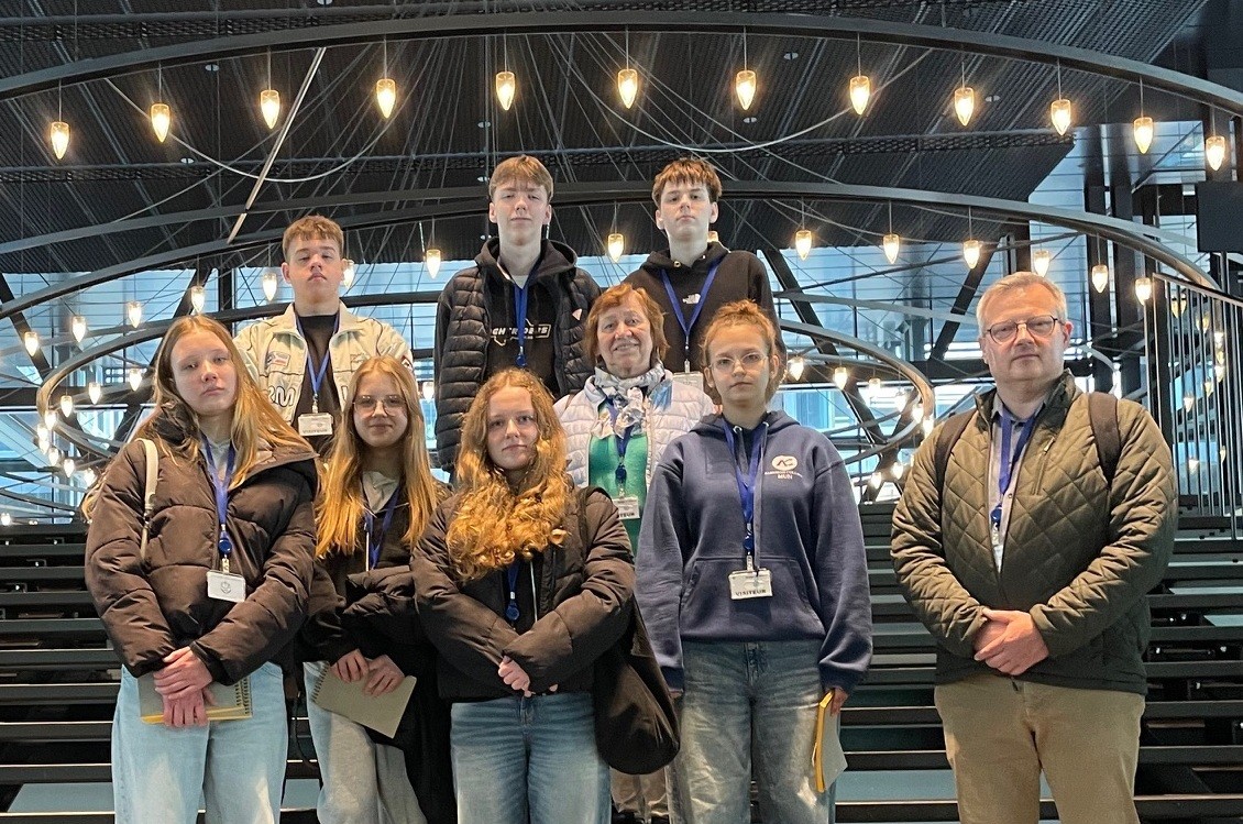 Vasario 16-osios gimnazijos ir Liuksemburgo ateitininkų susitikimas