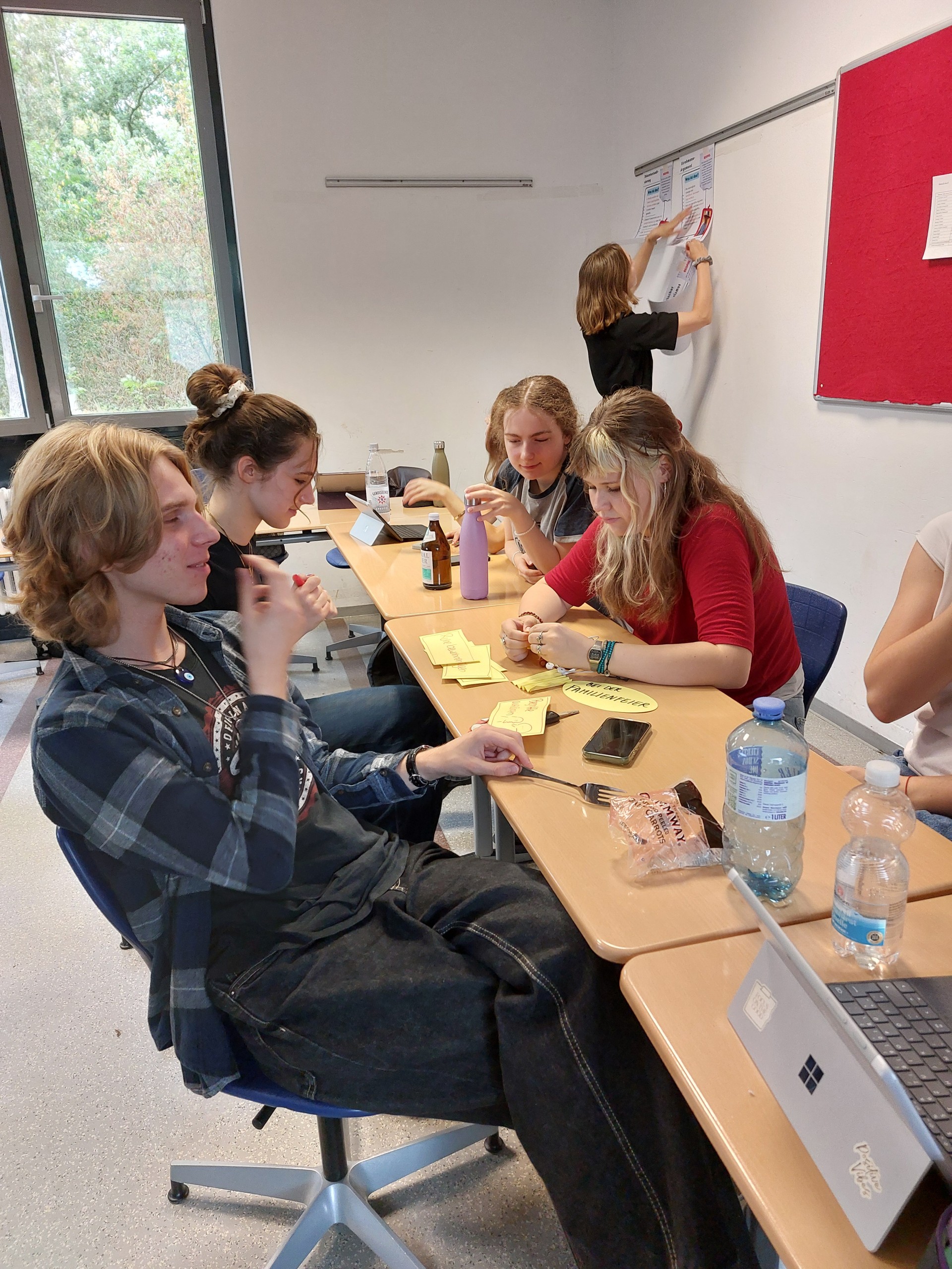 Kartu prieš dezinformaciją – 13 klasės projekto diena