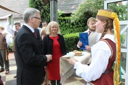 Litauischer Finanzminister zu Besuch in Hüttenfeld