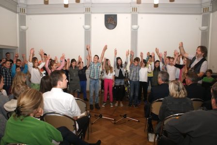 „Nie wieder Krieg in Europa“ – Litauisches Gymnasium feierte Tag der Deutschen Einheit