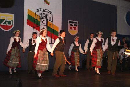 In Sorge wegen der Ostukraine – Litauer feiern 25. Jahrestag der Unabhängigkeit und Jubiläum des Gymnasiums