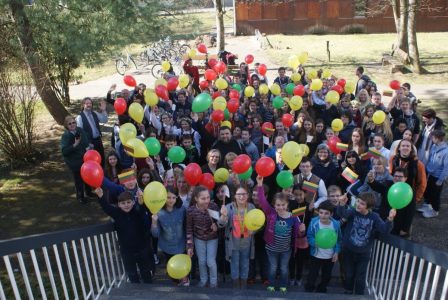 Lietuvių kilmės vaikų vasaros stovykla Vasario 16-osios gimnazijoje