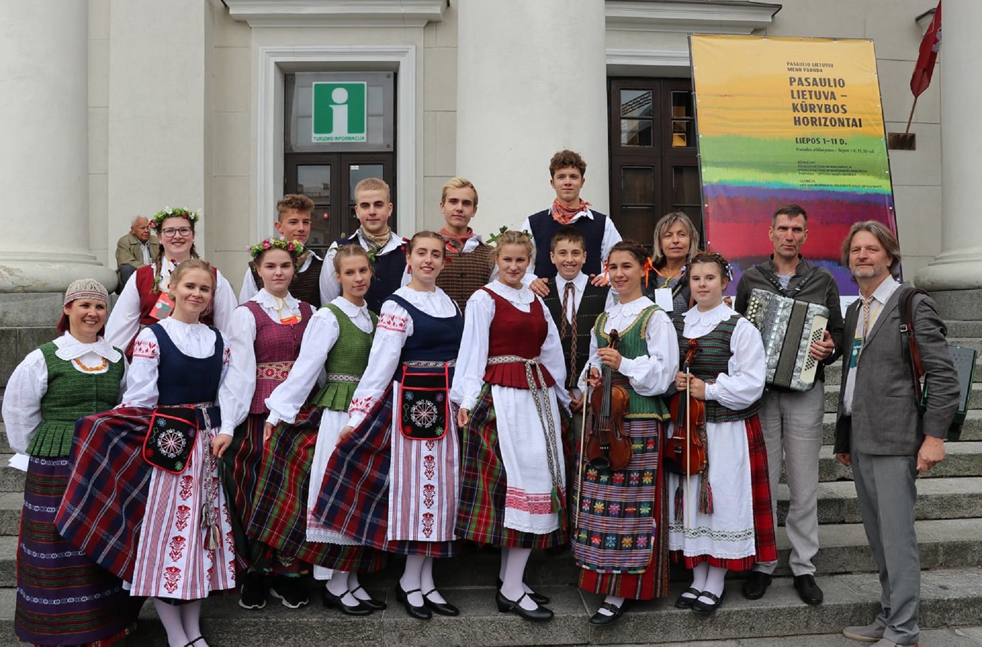 Gimnazijos atstovai Lietuvos šimtmečio Dainų šventėje, 2018