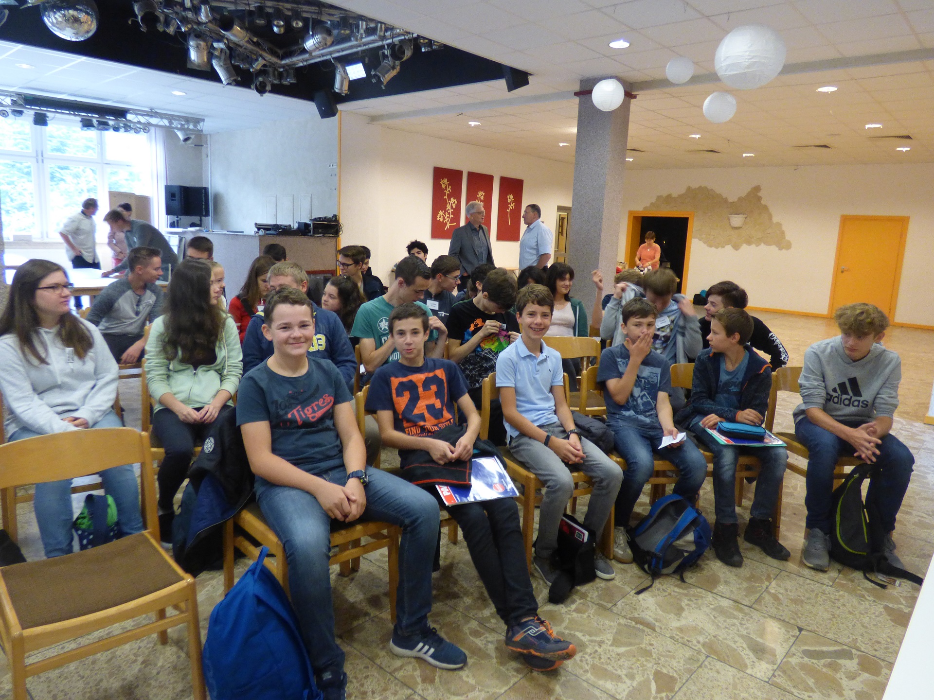 Im LernCamp über den Unterricht hinausgehen – Besuch in Auerbach/Grünheide im Rahmen Vernetzung der Begabungsförderung
