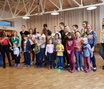 Folkloreensemble aus Litauen besucht unser Gymnasium