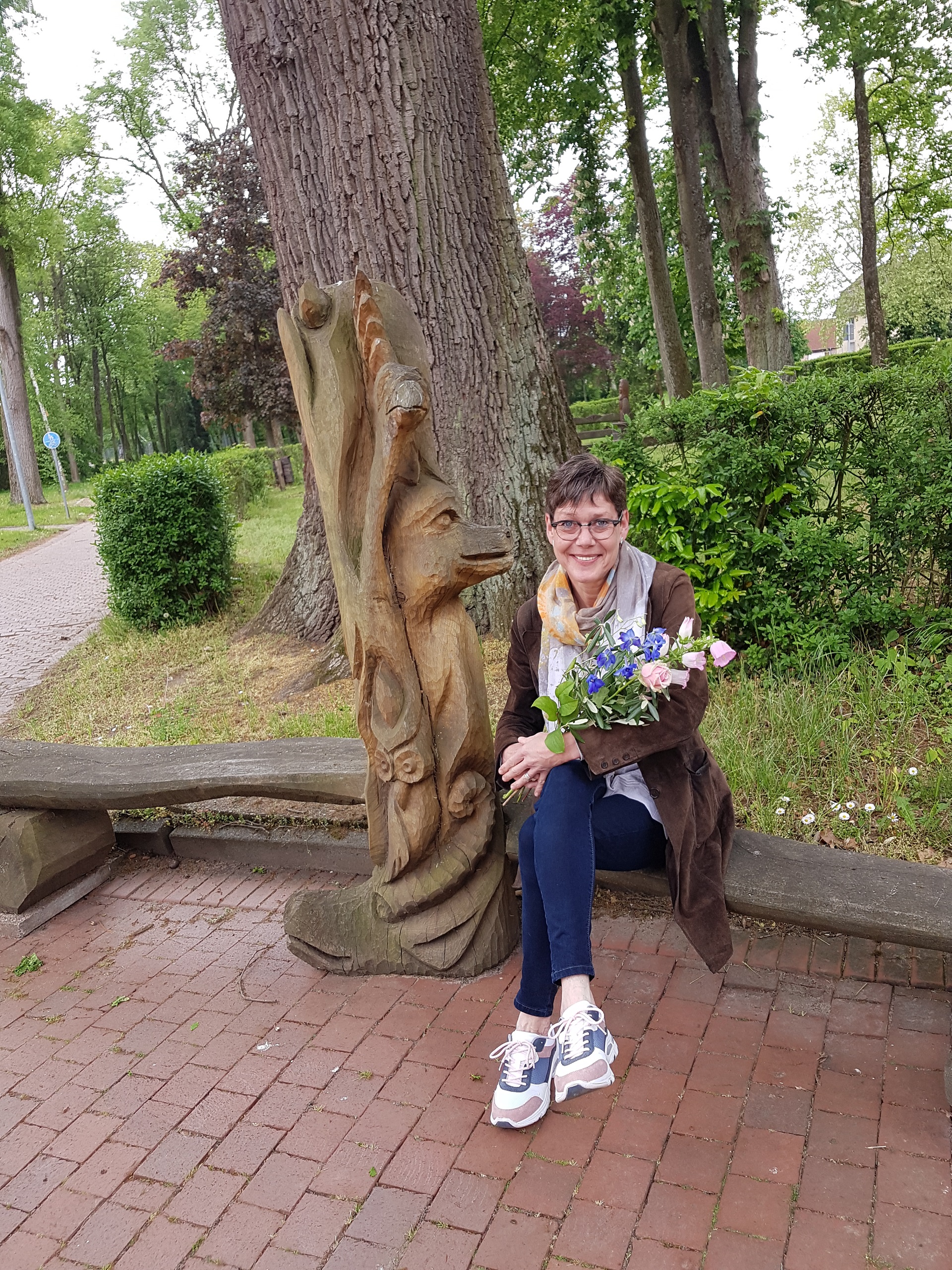 Balandžio mėnesį mūsų matematikos mokytoja Suzanne Stoehr šventė savo 50 metų jubiliejų! (Foto: A. D'Elia)