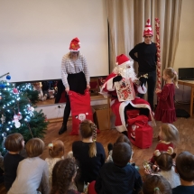 Kalėdų šventė šeštadieninėje mokykloje (Foto: I. Grikšaitė-Lendraitienė)