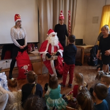 Kalėdų šventė šeštadieninėje mokykloje (Foto: I. Grikšaitė-Lendraitienė)