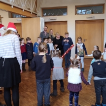 Kalėdų šventė šeštadieninėje mokykloje (Foto: I. Grikšaitė-Lendraitienė)