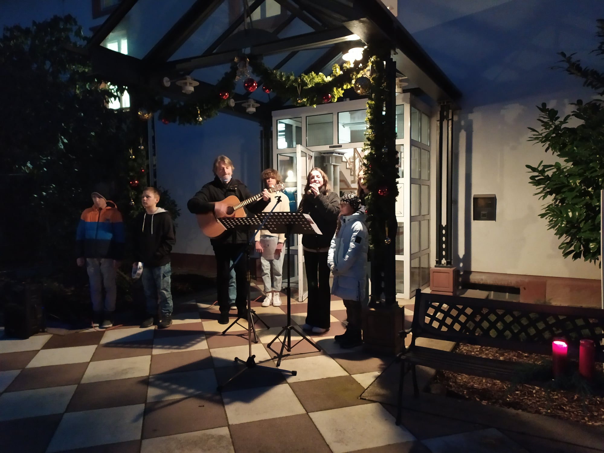 Įžiebkime gyvąjį advento langą (Foto: M. D. Schmidt)