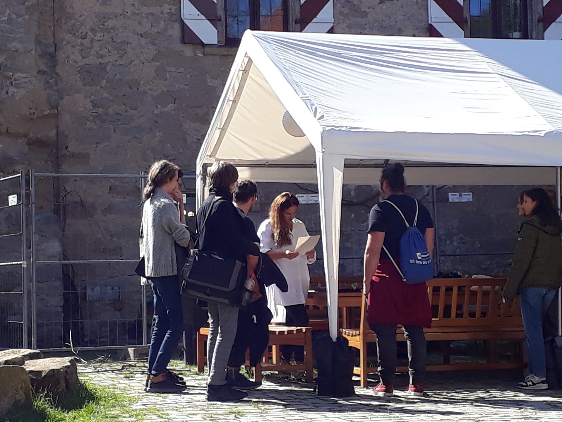 Zu Gast beim „Dürer Camp“ auf Burg Hoheneck/Bayern (Foto: Dr. G. Hoffmann)