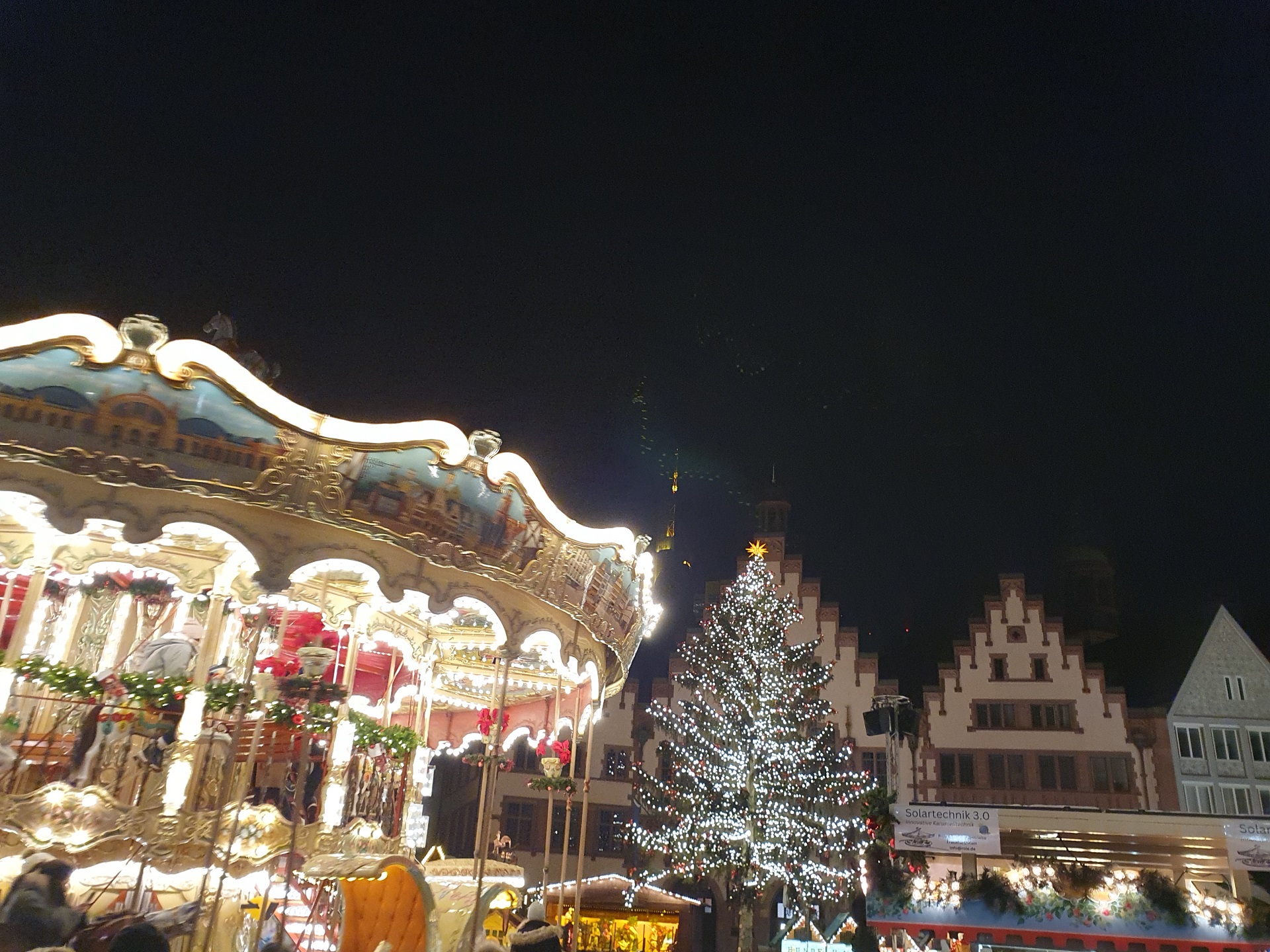 Švenčiame Kalėdas su Frankfurto šeštadienine mokykla (Foto: A. Geibel)