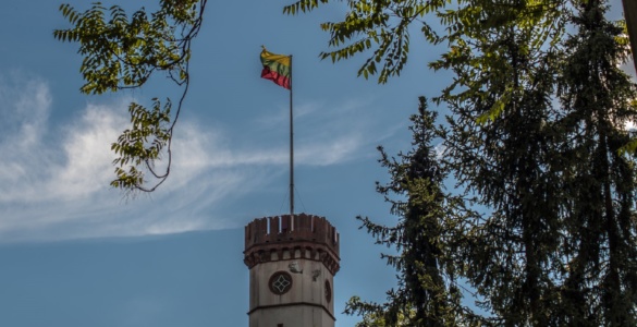 Staatssymbol Litauens auf dem Schlossturm