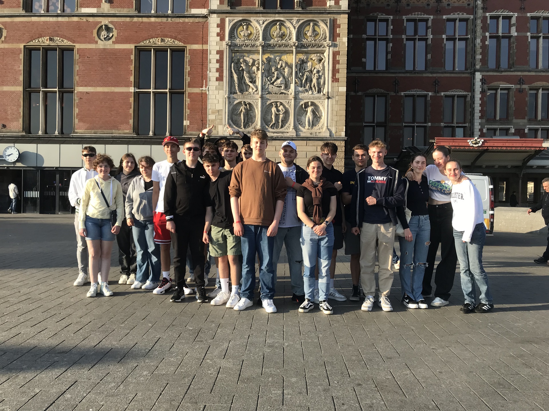 Eine Klassenfahrt der Klasse 10 nach Amsterdam - dem Venedig des Nordens