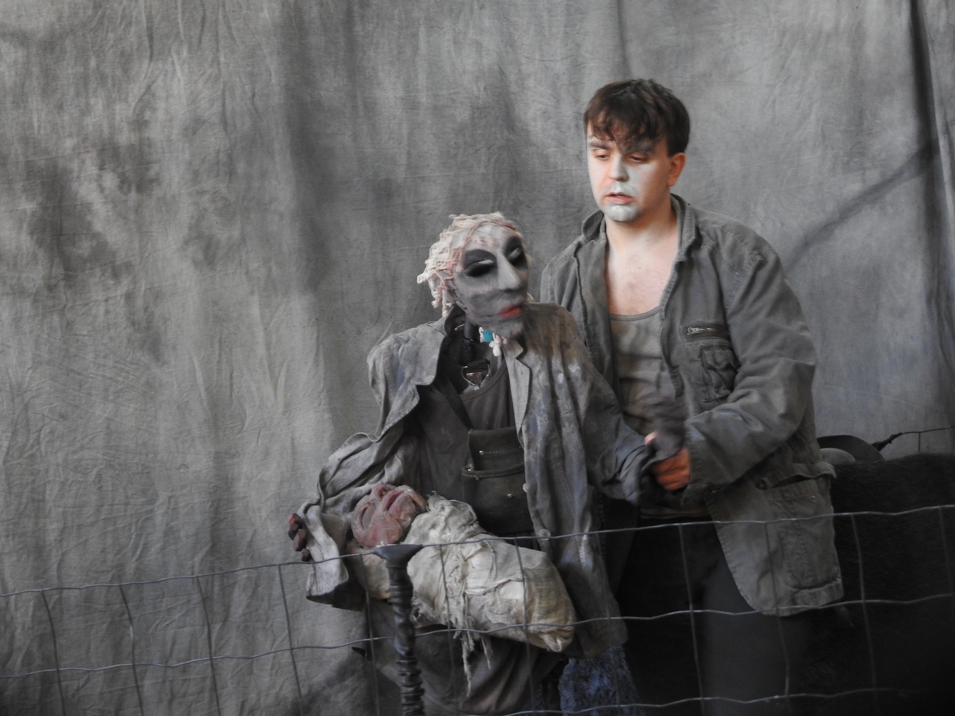 „Woyzeck“ von Georg Büchner – Theateraufführung im Internatssal (Foto: Dr. G. Hoffmann)