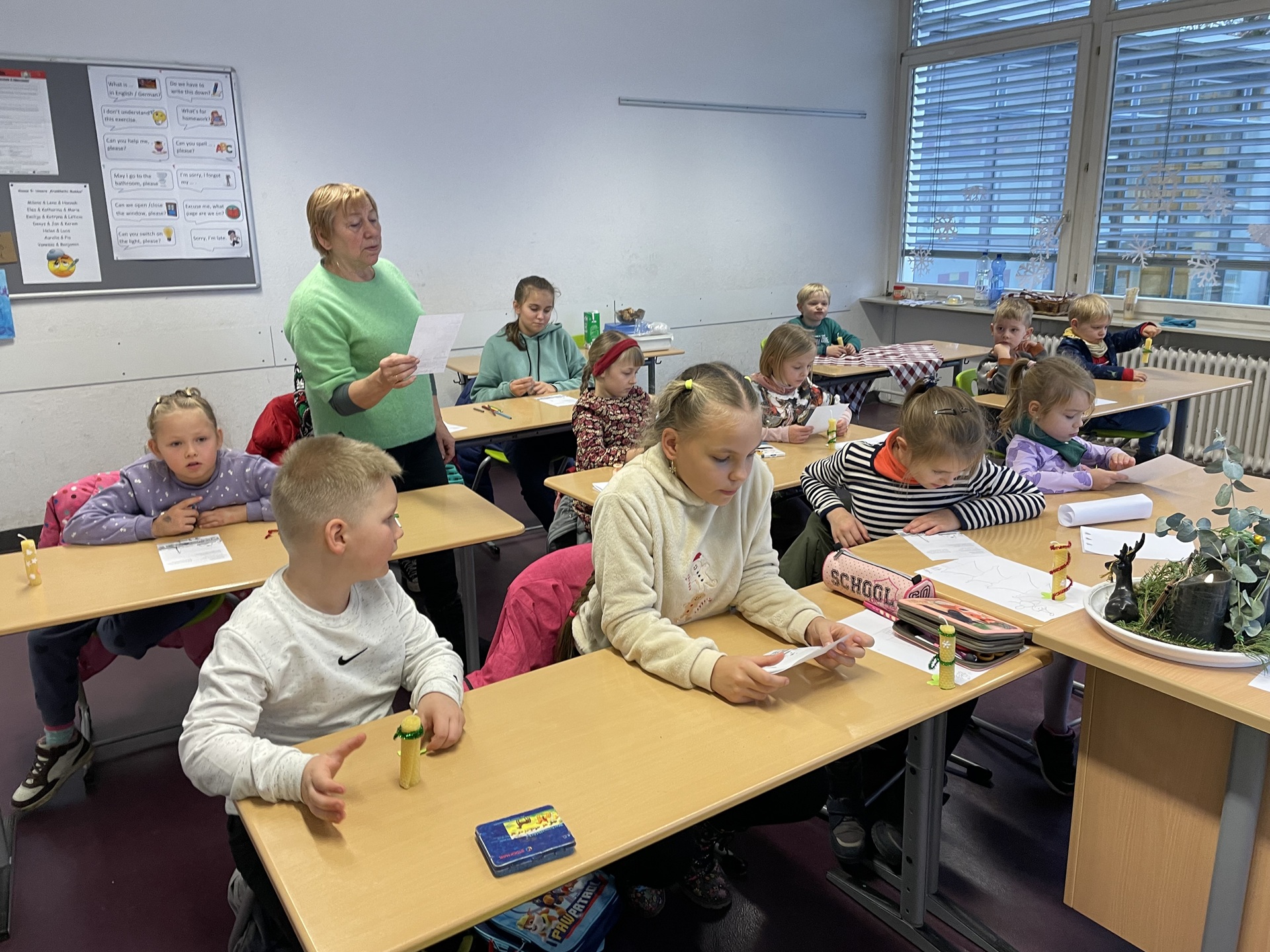 Prieškalėdinė muzikos pamoka ir kūrybinės dirbtuvės (Foto: D. Kriščiūnienė)